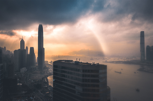 华为2024年营收逼近历史峰值：终端业务复苏、智能汽车爆发式增长